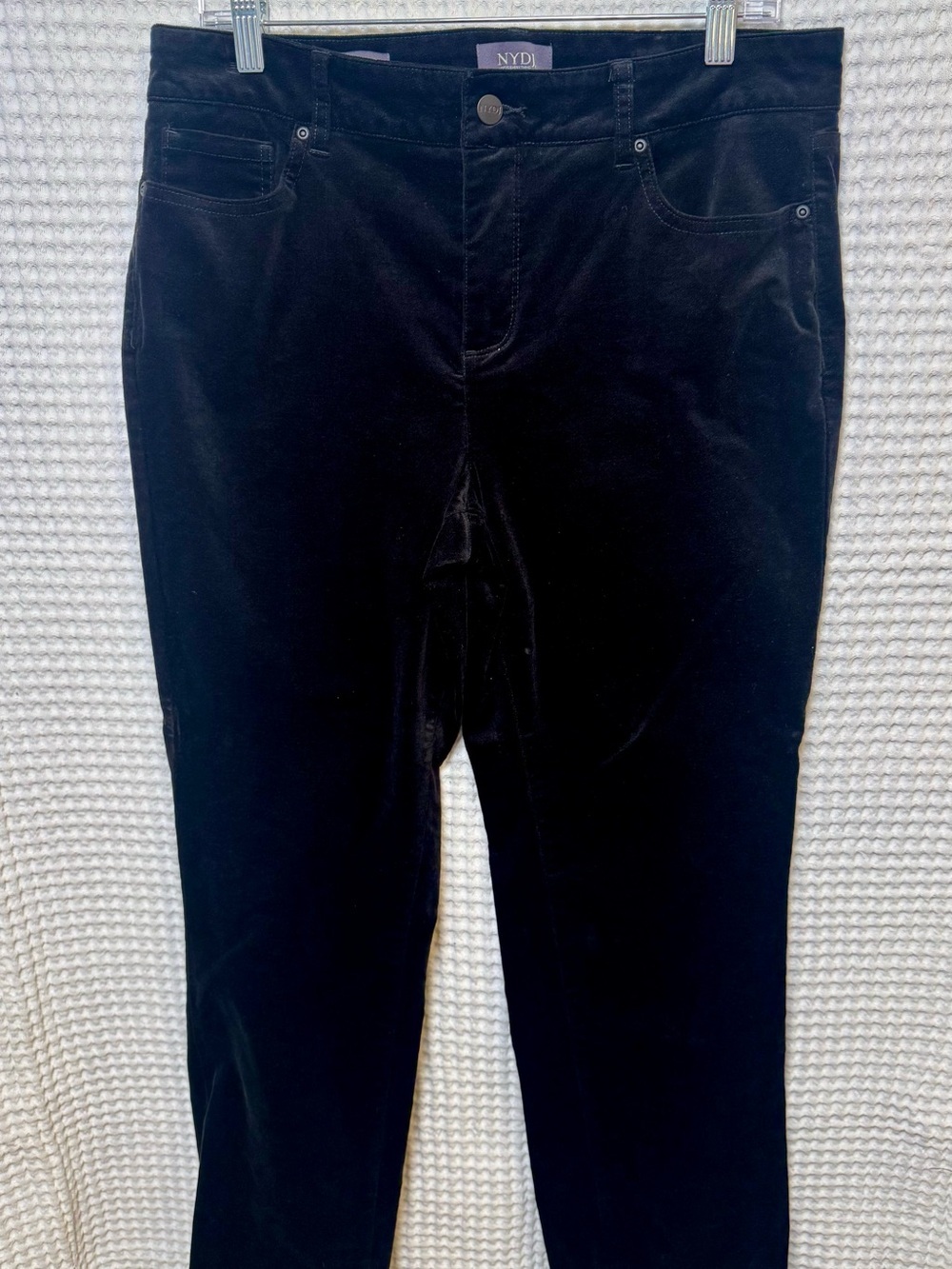 NYDJ Marilyn Black Velvet Straight Leg Pants with Lift and Tuck. Size 10